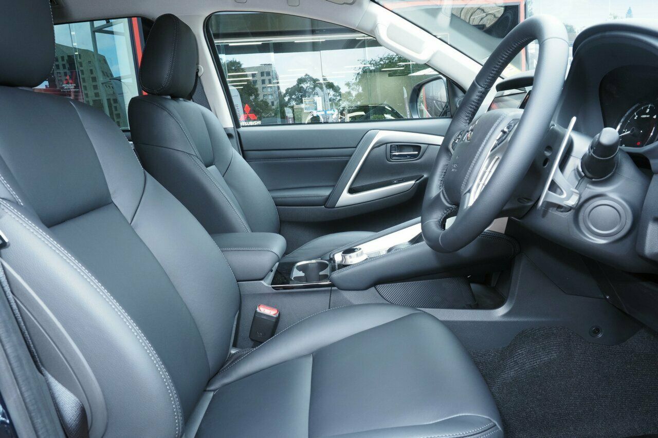 2021 Mitsubishi Pajero Sport GLS Deluxe (4X4) 7 Seat ...