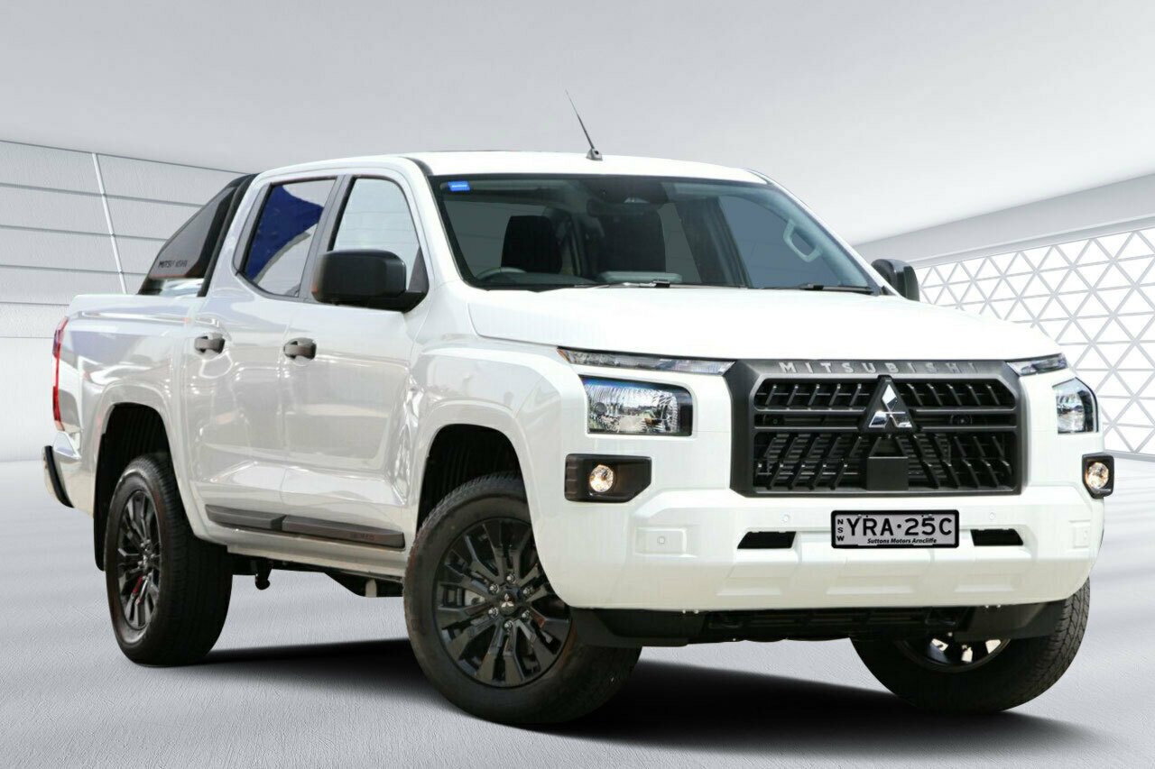 2024 Mitsubishi Triton GLXR Pickup Double Cab 4X4 Cars AVO3411