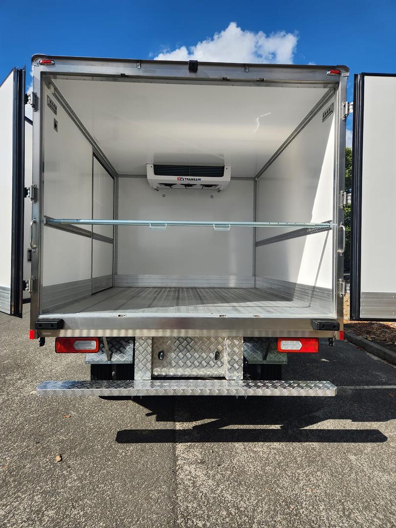 2025 Isuzu N Series NPR 45/65-175 DT D28 4 Pallet Fridge Truck image 11