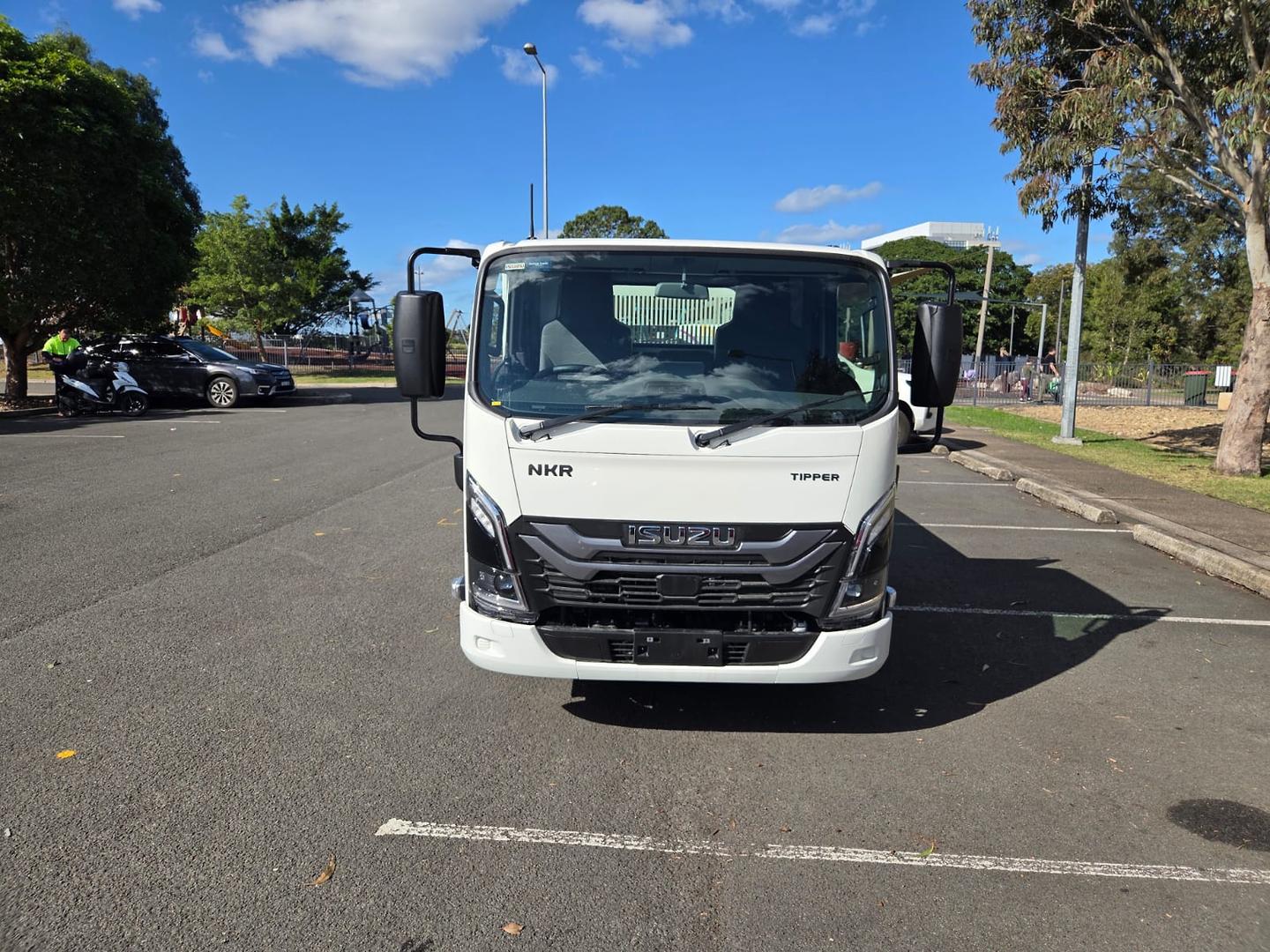 2025 Isuzu N Series NKR 62/45-150 DT D25 Tipper Factory Tipper image 2