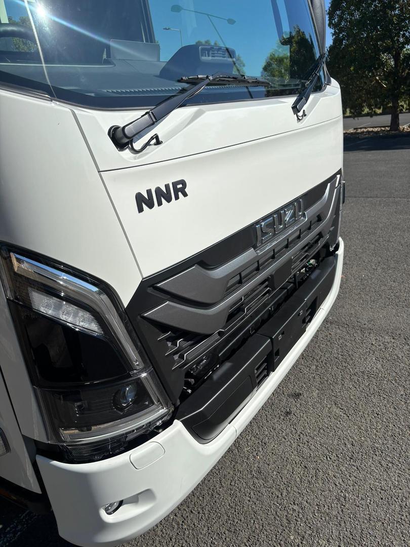 2025 Isuzu N Series NNR 45-150 DT D34 Steel Tray with Aluminium Dropsides image 8