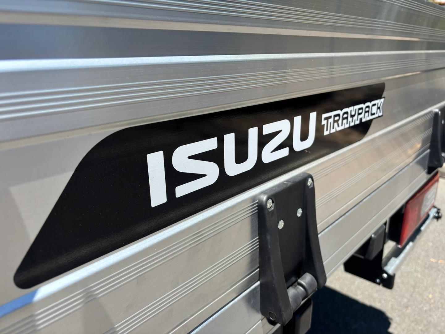 2025 Isuzu N Series NLR 45-150 DT D34 Isuzu Traypack MWB image 5