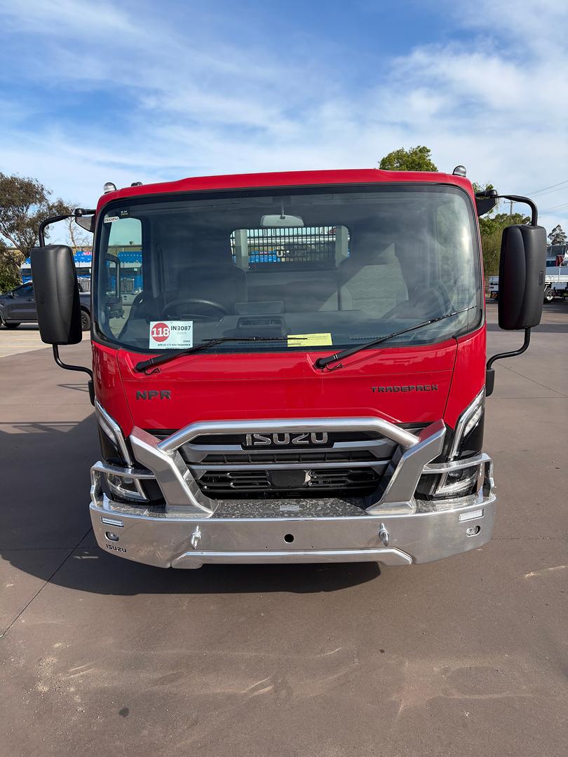 2026 Isuzu N Series NPR 45/65-175 DT D34 Tradepack Tradepack Cardinal Red with Chrome Hubs image 2