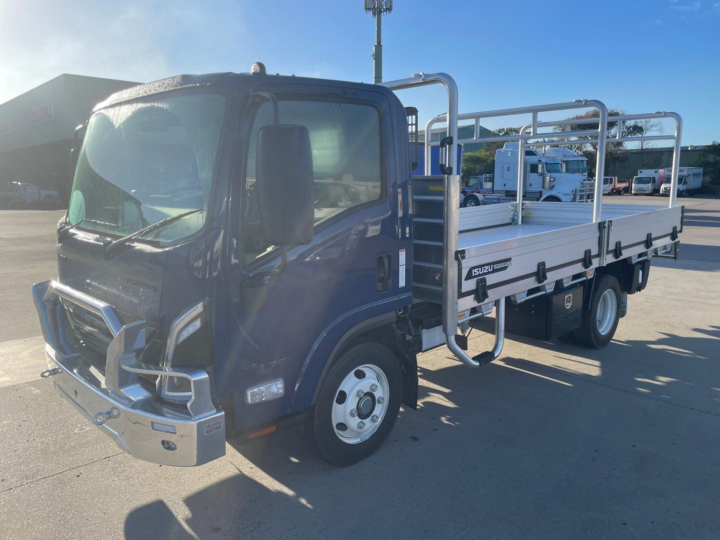 2026 Isuzu N Series NPR 45/65-175 DT D34 Tradepack TRADEPACK image 3