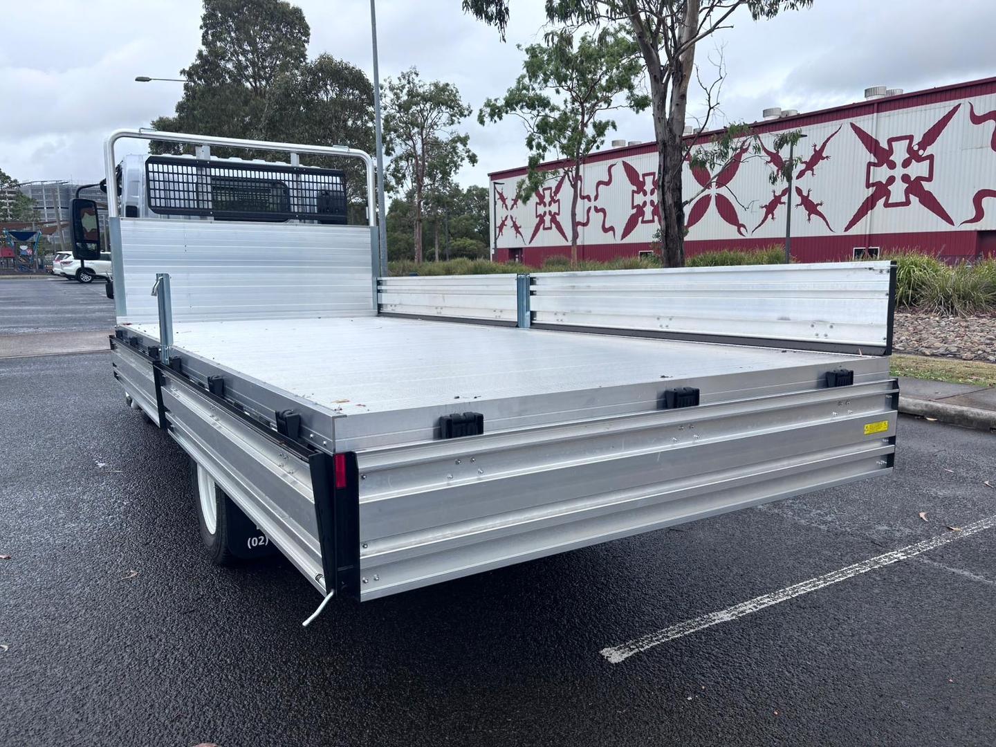 2025 Isuzu N Series NLR 45-150 DT D34 Traypack image 3