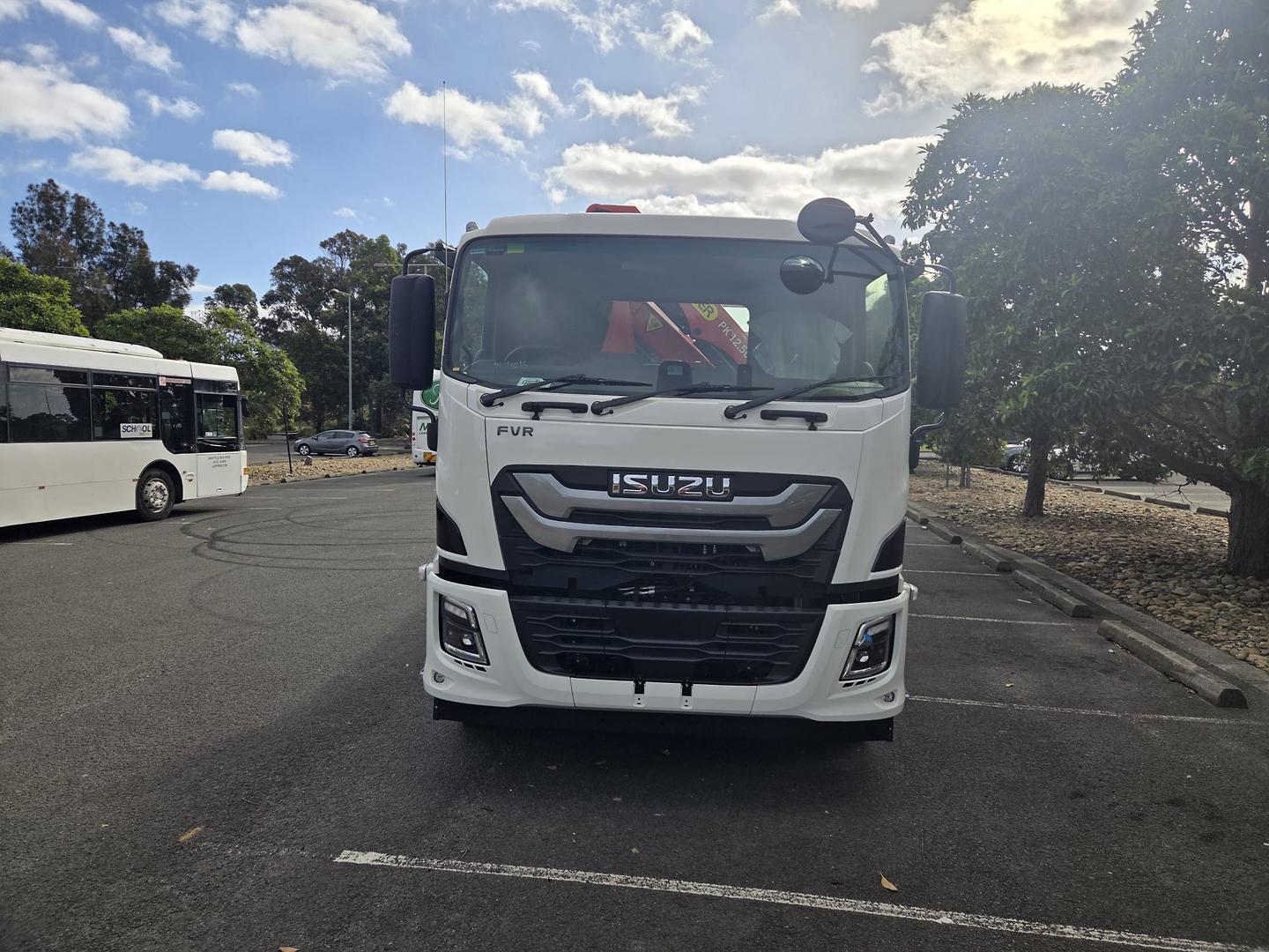 2025 Isuzu F Series FVR 170-300 AT R60 Palfinger Front Mount Crane10 pallet Tabletop image 3