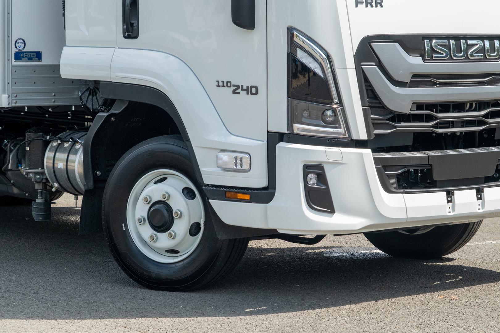 2026 Isuzu F Series FRR 110-240 AM R44 image 6