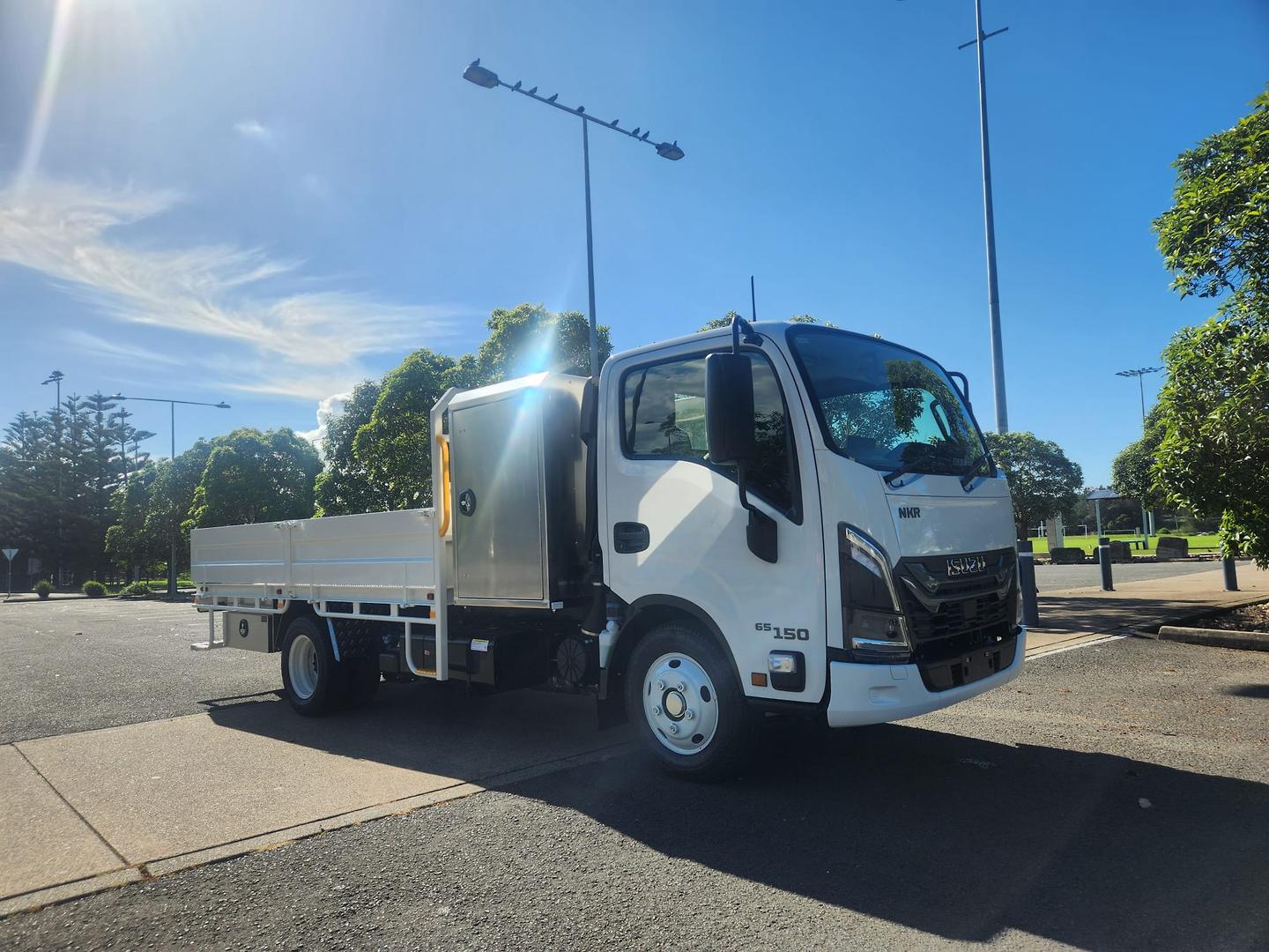 2025 Isuzu N Series NKR 65/45-150 DT D34 image 3