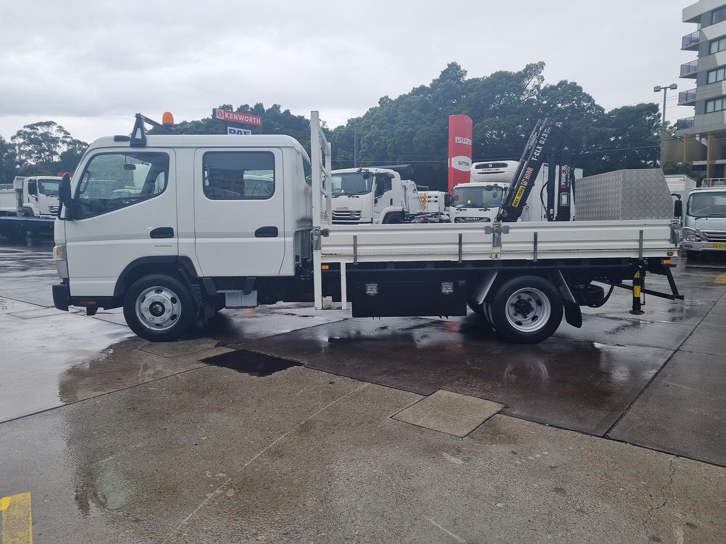 2019 Fuso Canter 815 Rear body mounted crane image 6