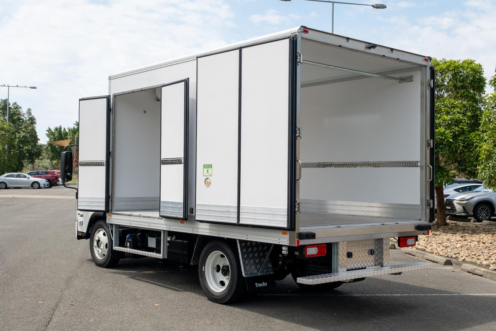 2025 Isuzu N Series NQR 88/80-190 AM D34 RTB Fridge Truck image 3