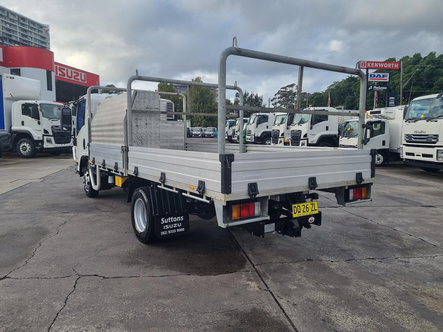 2021 Isuzu N Series NPR 45/55-155 Tradepack image 7