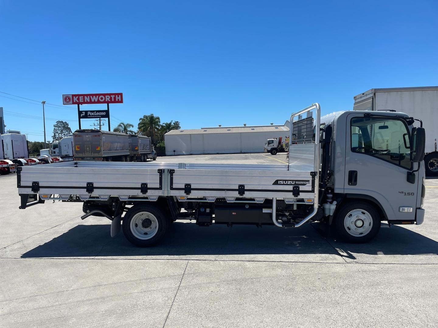 2025 Isuzu NLR 45-150 DT D34 TRAYPACK TRAYPACK Dropside Tray image 8