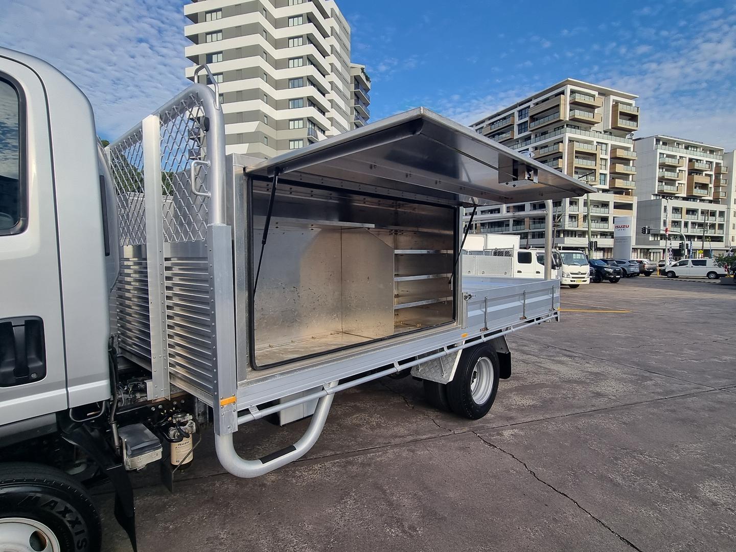 2018 Isuzu N Series NPR 45/55-155 Tradepack image 12