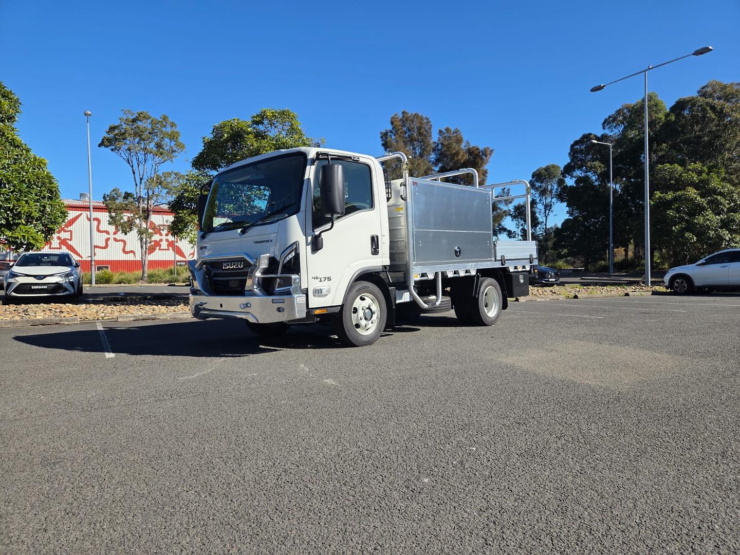 2025 Isuzu N Series NPR 45/65-175 DT D28 Tradepack Includes Custom Boxes image 4