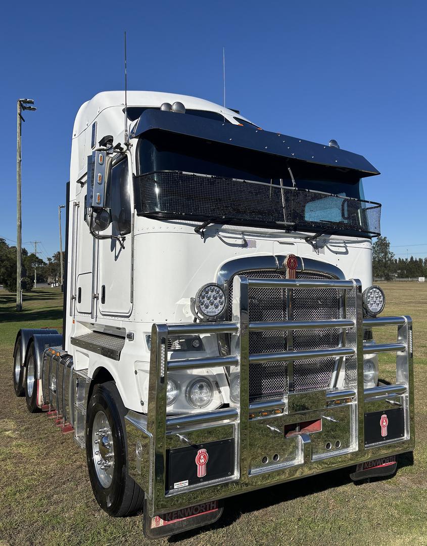 2021 Kenworth K200 One Owner image 9