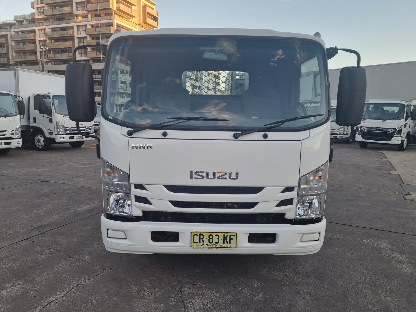 2018 Isuzu N Series NNR 45-150 image 3