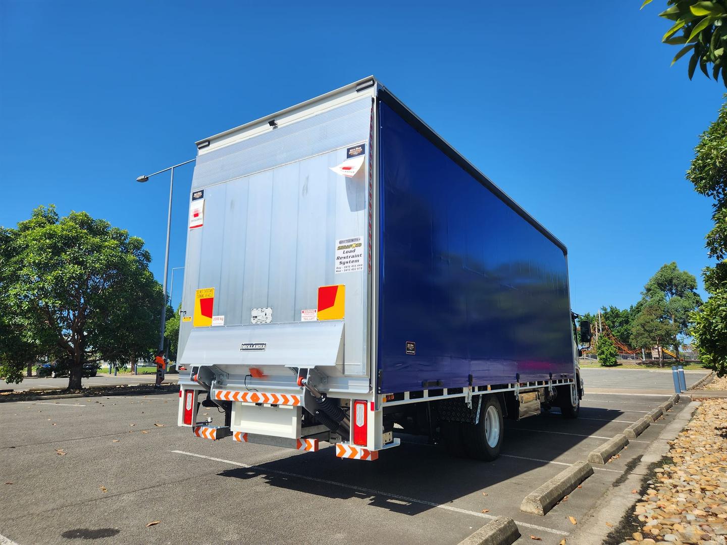 2025 Isuzu F Series FSD 140/120-240 AM R56 NEW AGE 12 Pallet Taughtliner image 12