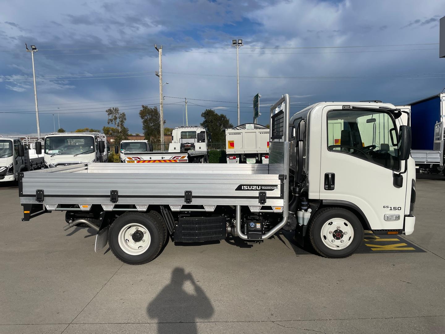 2026 Isuzu N Series NMS 65-150 DT D28 Traypack image 9
