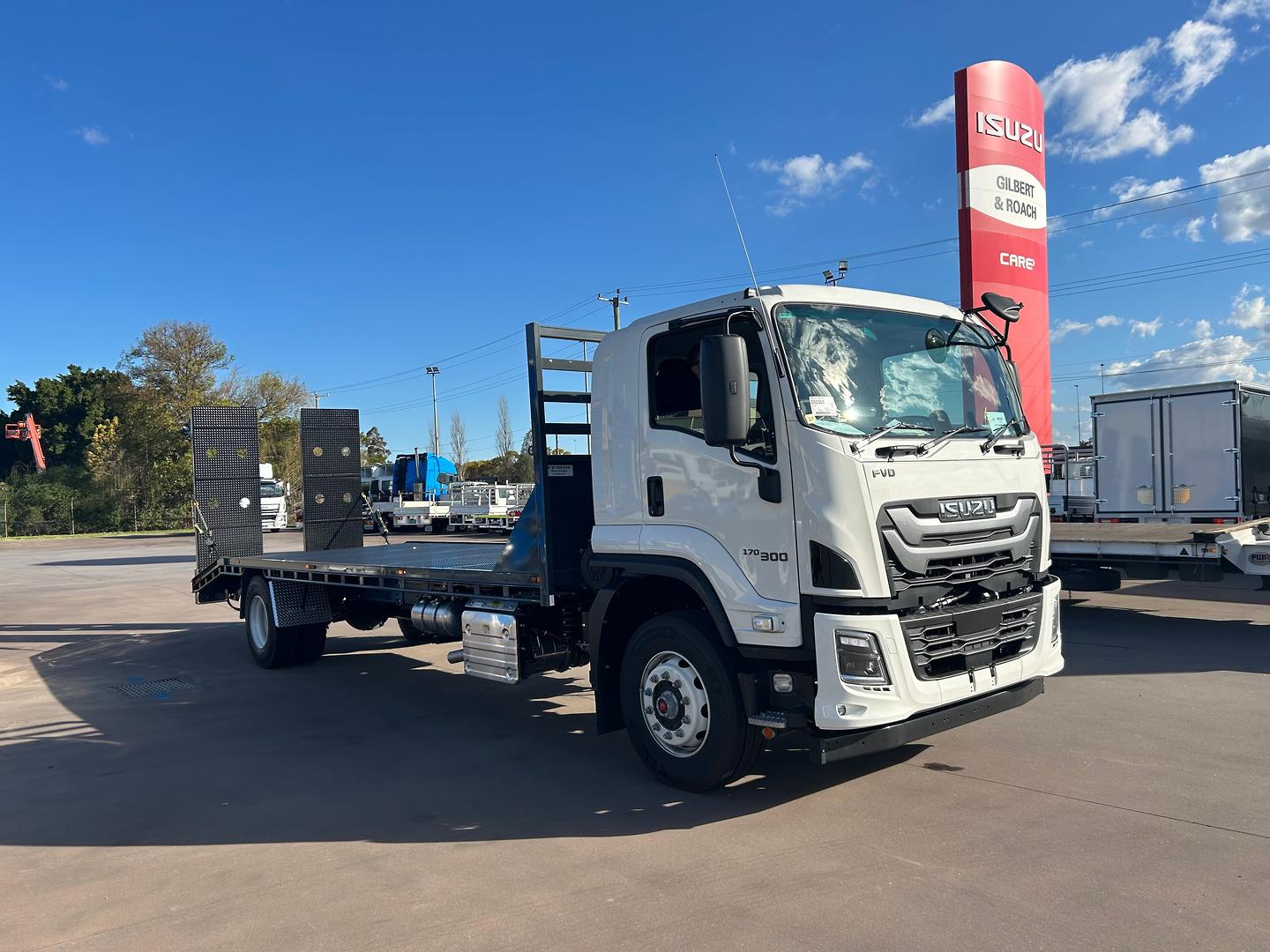 2025 Isuzu FVD 170-300 AT R70 Beavertail FVD 170-300 AT R70 Beavertail Beavertail image 2