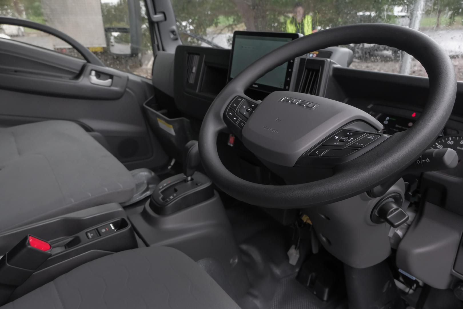 2025 Isuzu N Series NNR 45-150 DT C34 Traypack image 9