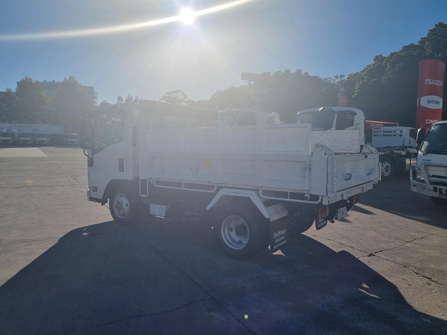 2020 Isuzu N Series NMR 60/45-150 image 5