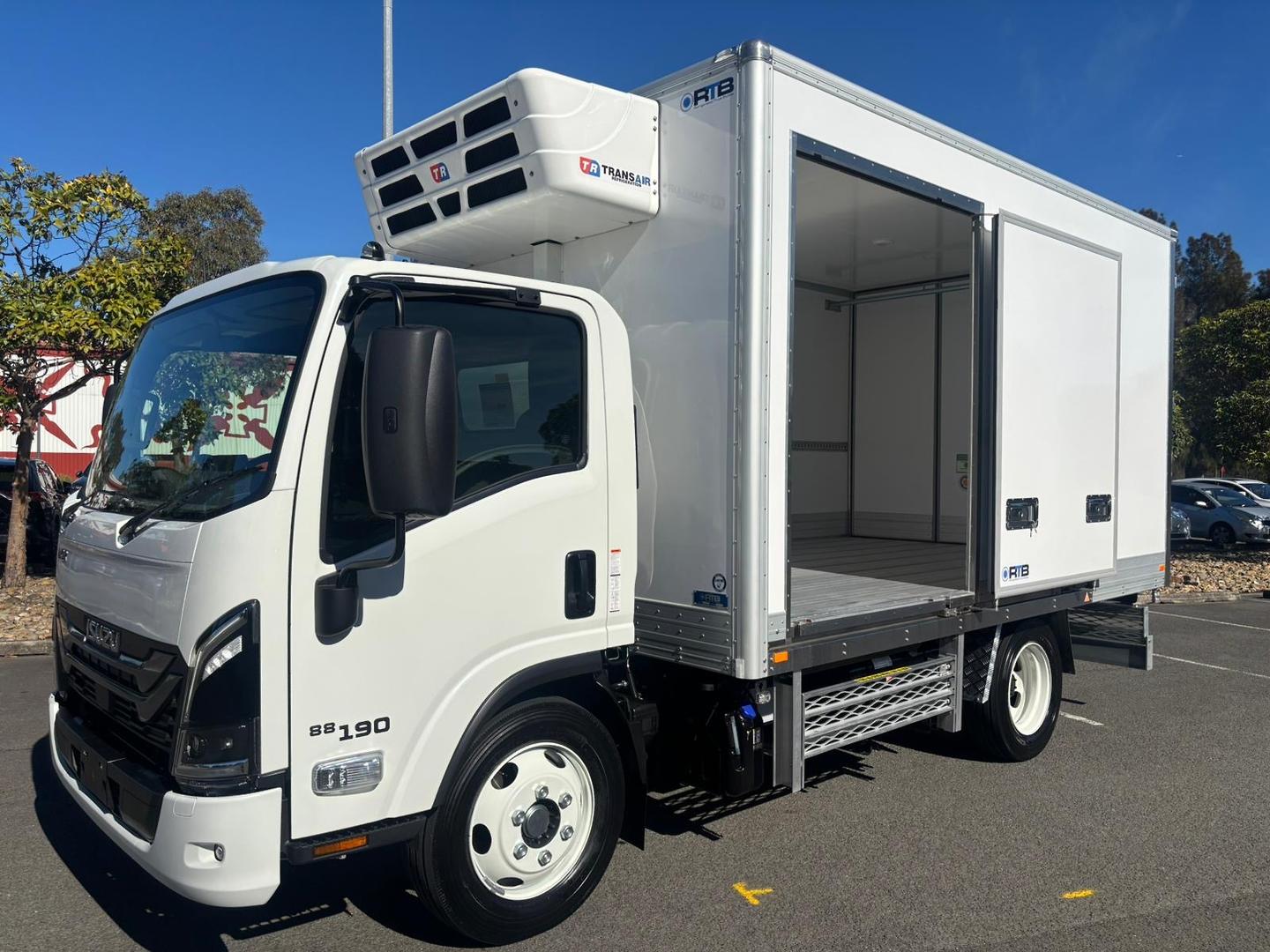2025 Isuzu N Series NQR 88/80-190 AM D34 image 8