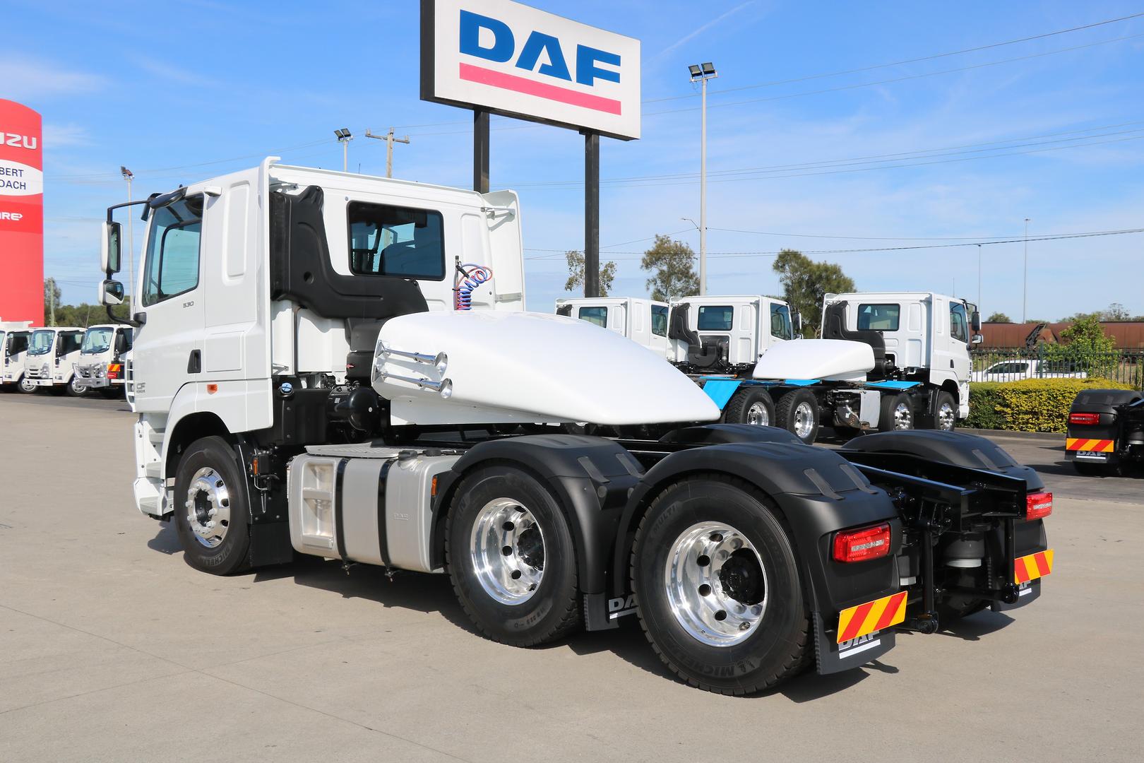 2024 DAF FTT CF530 Sleeper Cab image 9