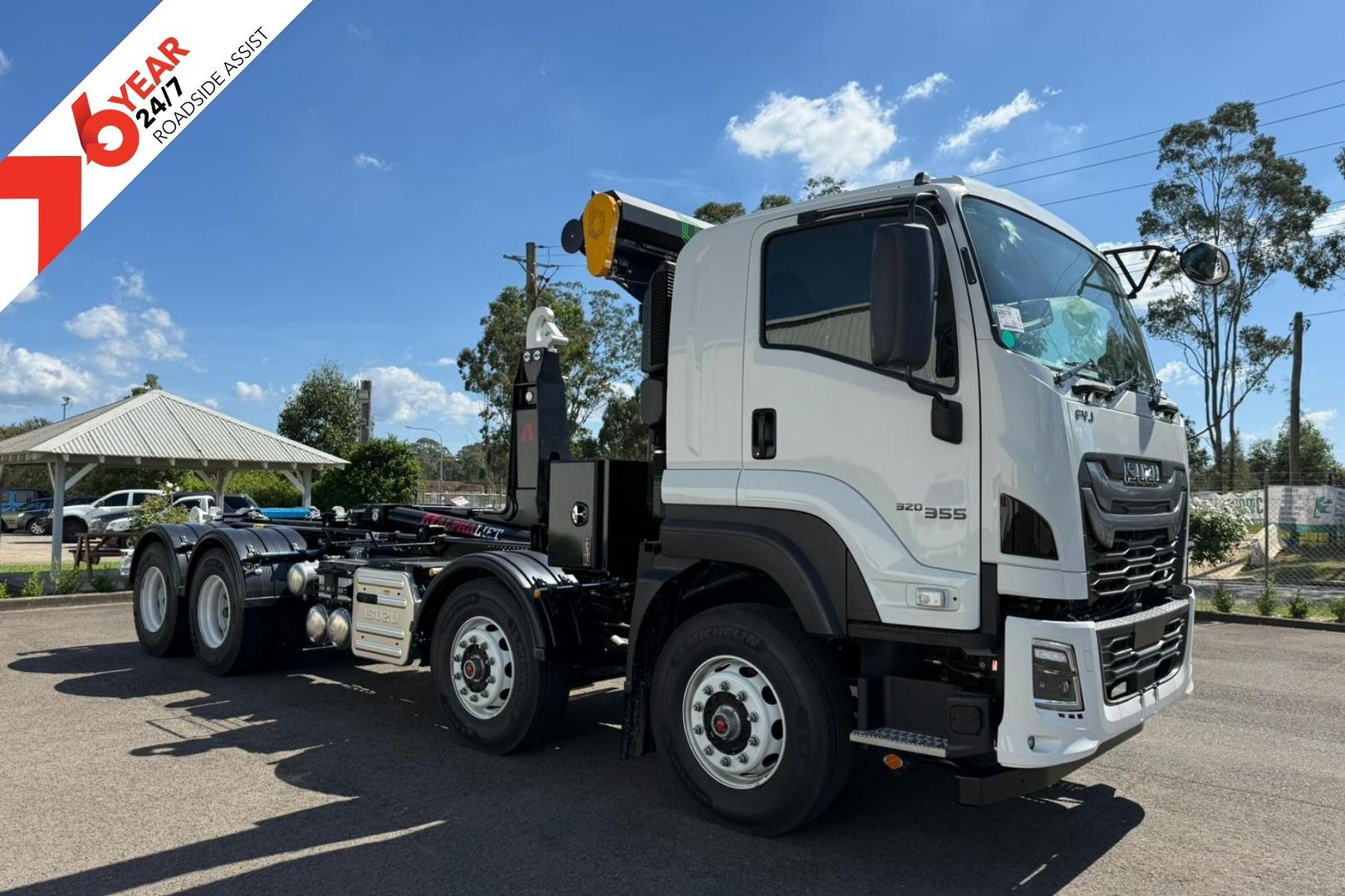 2025 Isuzu F Series FYJ 320-255 AT R60