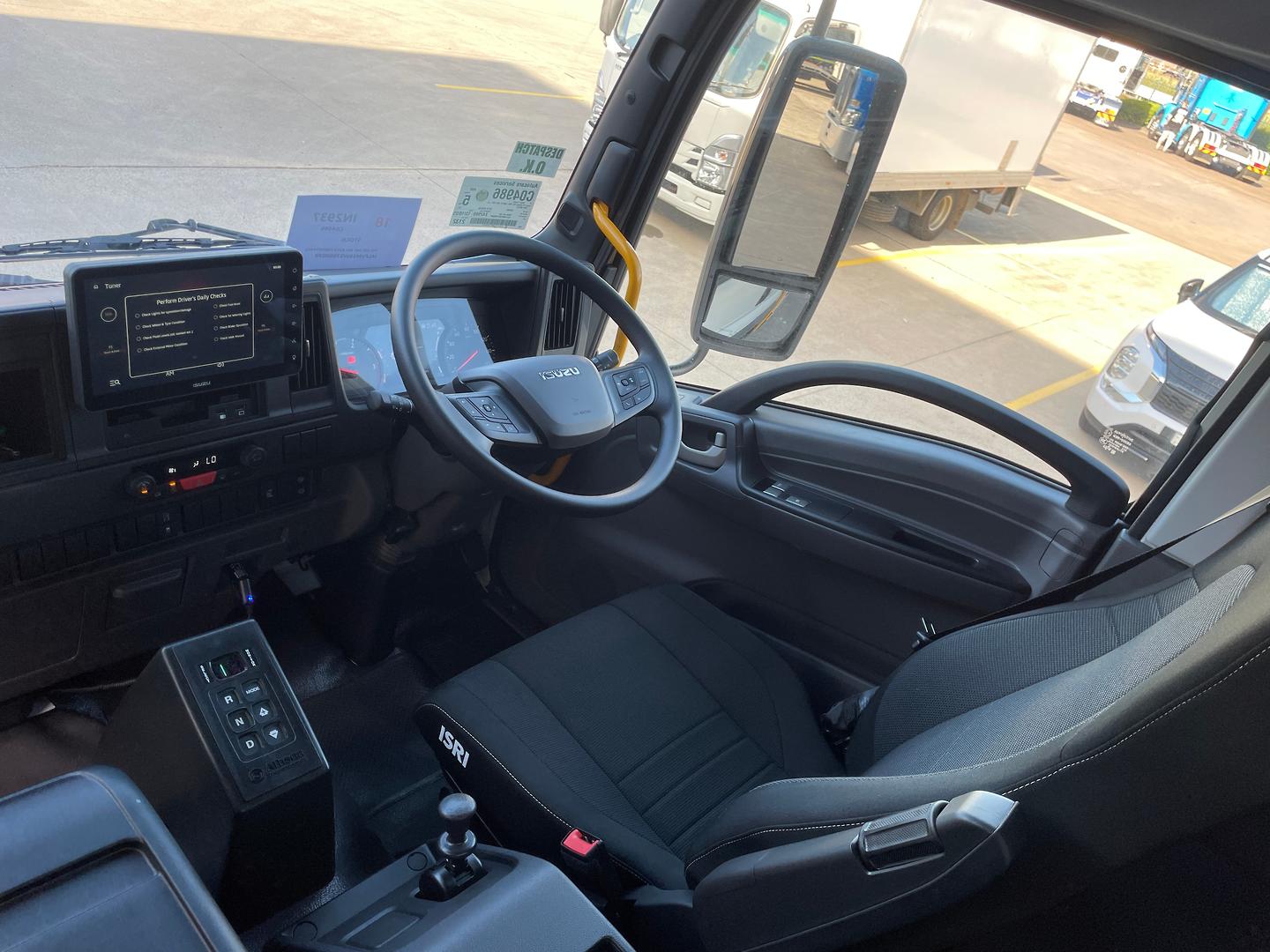 2026 Isuzu F Series FVL 260-300 Freightpack 14 Pallet Curtainsider image 14