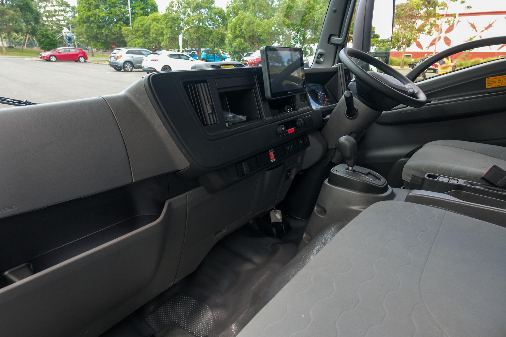 2025 Isuzu N Series NPR 45/65-175 DT D34 Tradepack Tradepack image 9