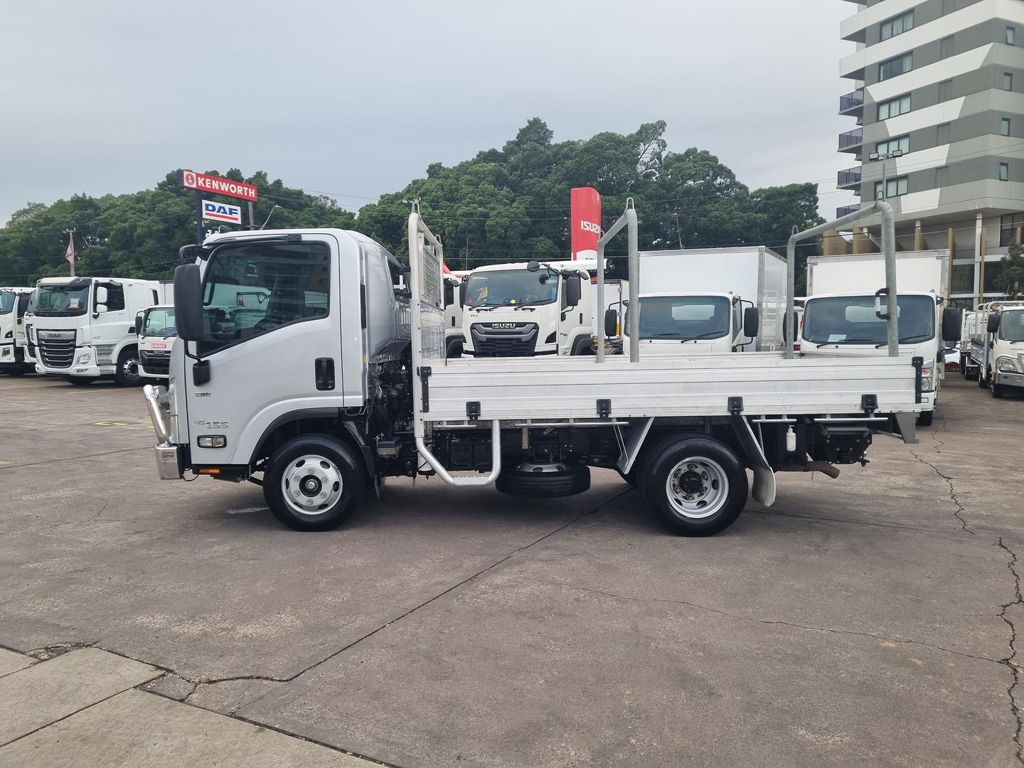 2018 Isuzu N Series NPR 45/55-155 Tradepack image 6