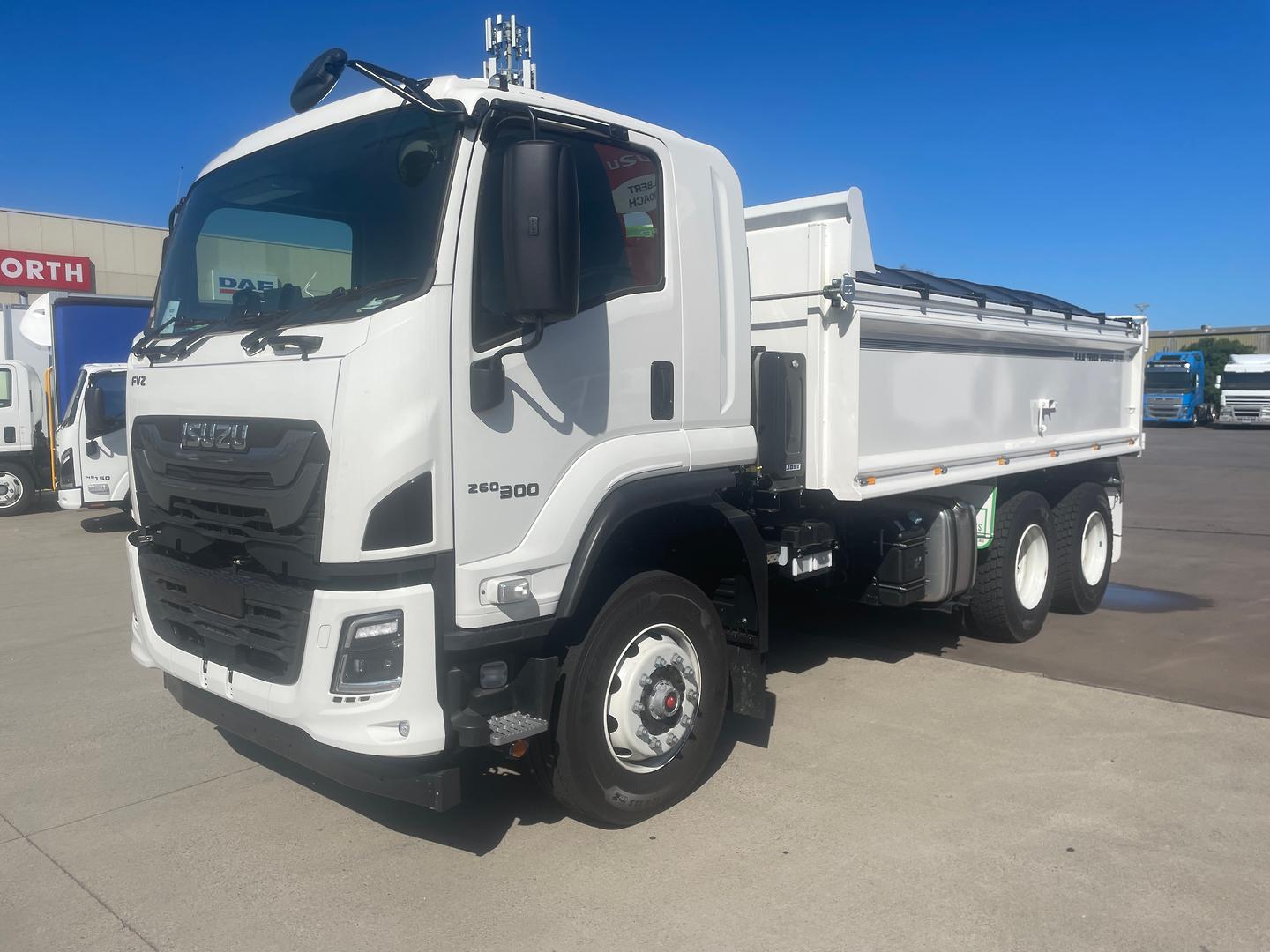2025 Isuzu F Series FVZ 260-300 AT R46 Tipper image 3