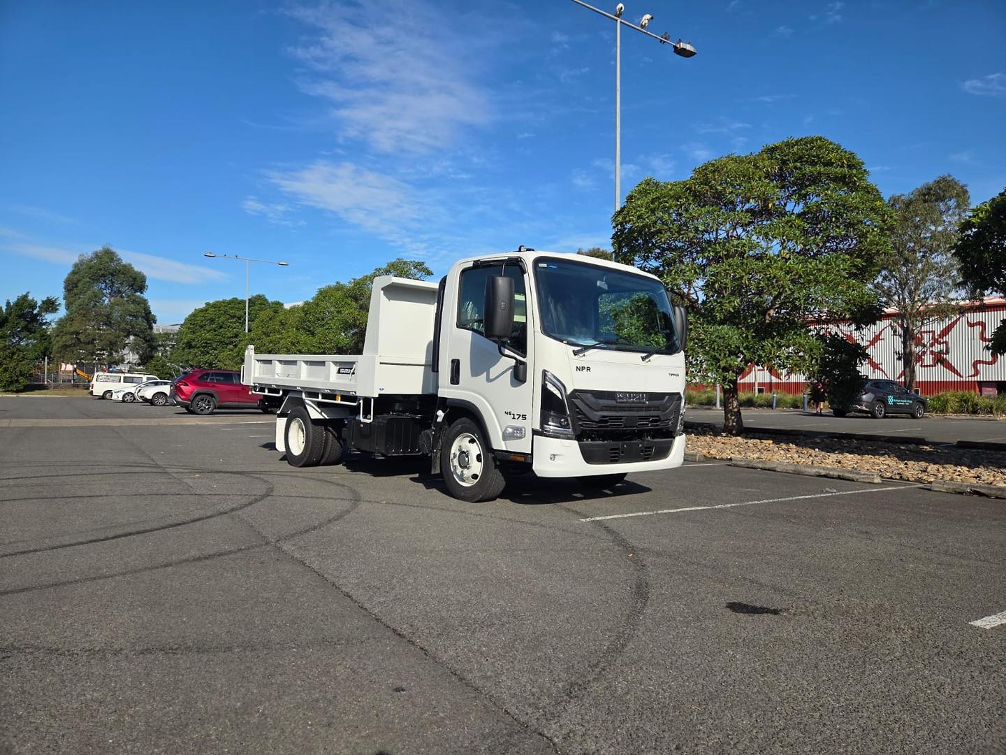 2026 Isuzu N Series NPR 45/65-175 DT D34 Tipper image 12