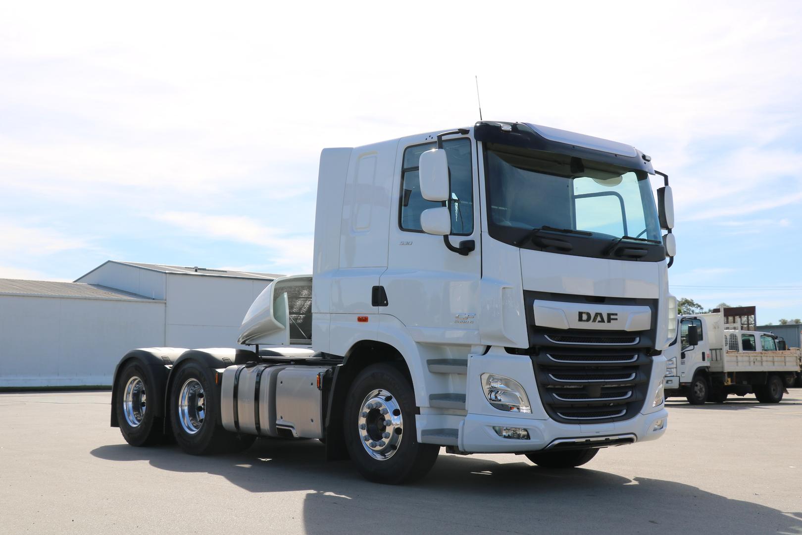 2024 DAF FTT CF530 Sleeper Cab image 6