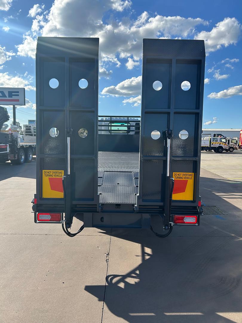 2025 Isuzu FVD 170-300 AT R70 Beavertail FVD 170-300 AT R70 Beavertail Beavertail image 7