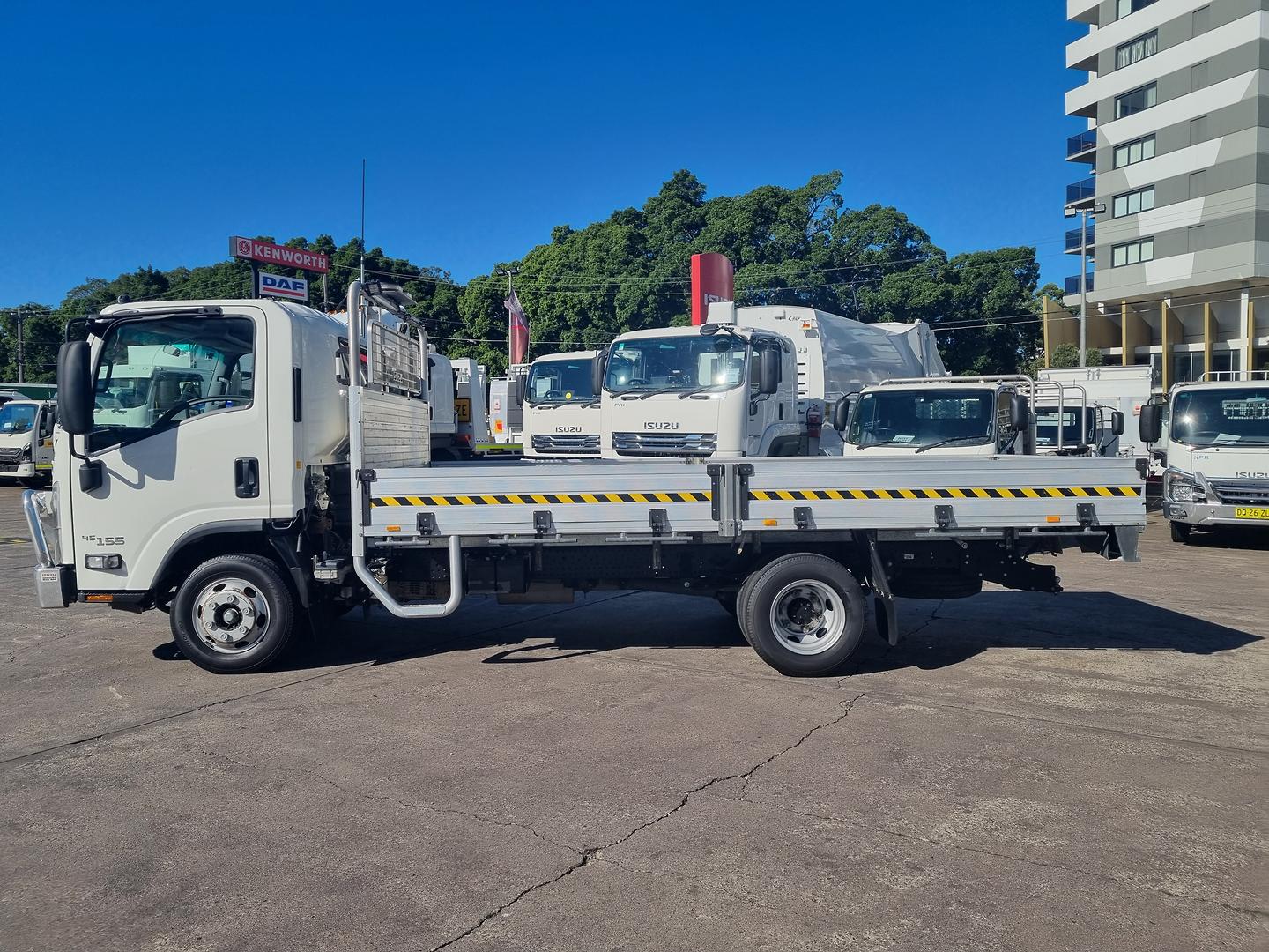 2021 Isuzu N Series NPR 45/55-155 Tradepack image 4