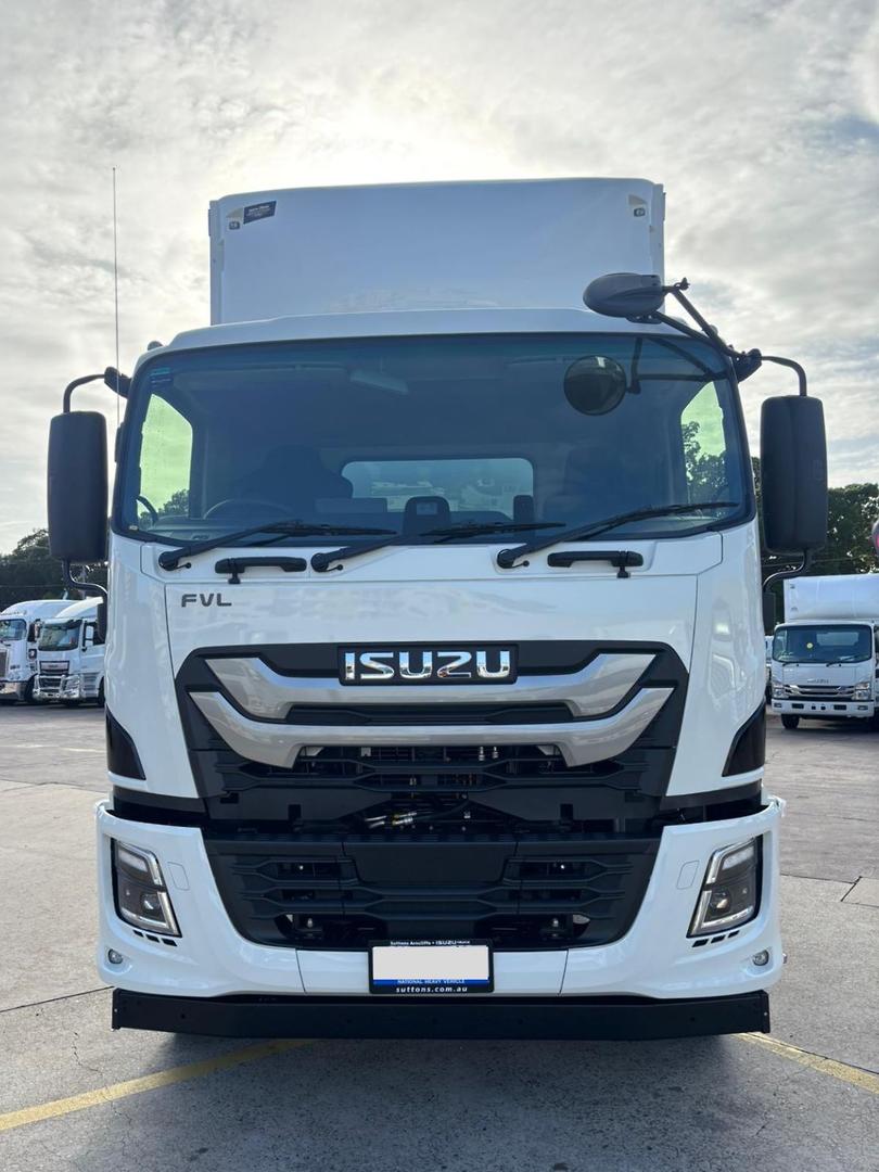 2025 Isuzu F Series FVL 260-300 AT R67 Curtainsider image 12