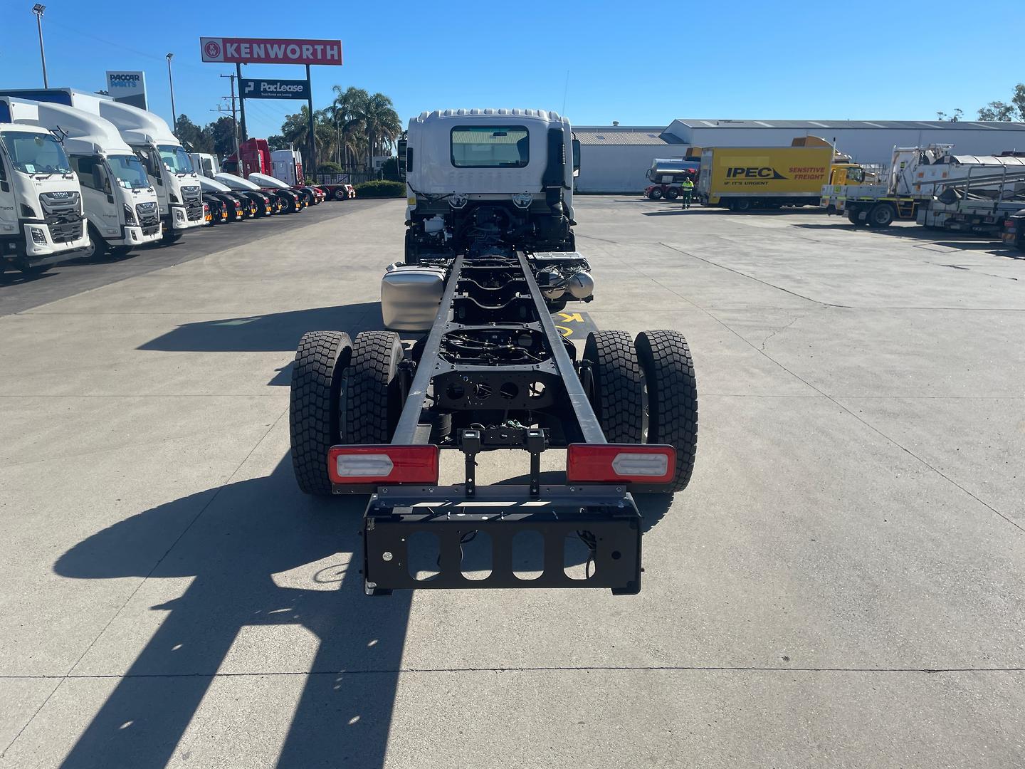 2026 Isuzu F Series FVD 170-300 AT R70 Brand New image 7