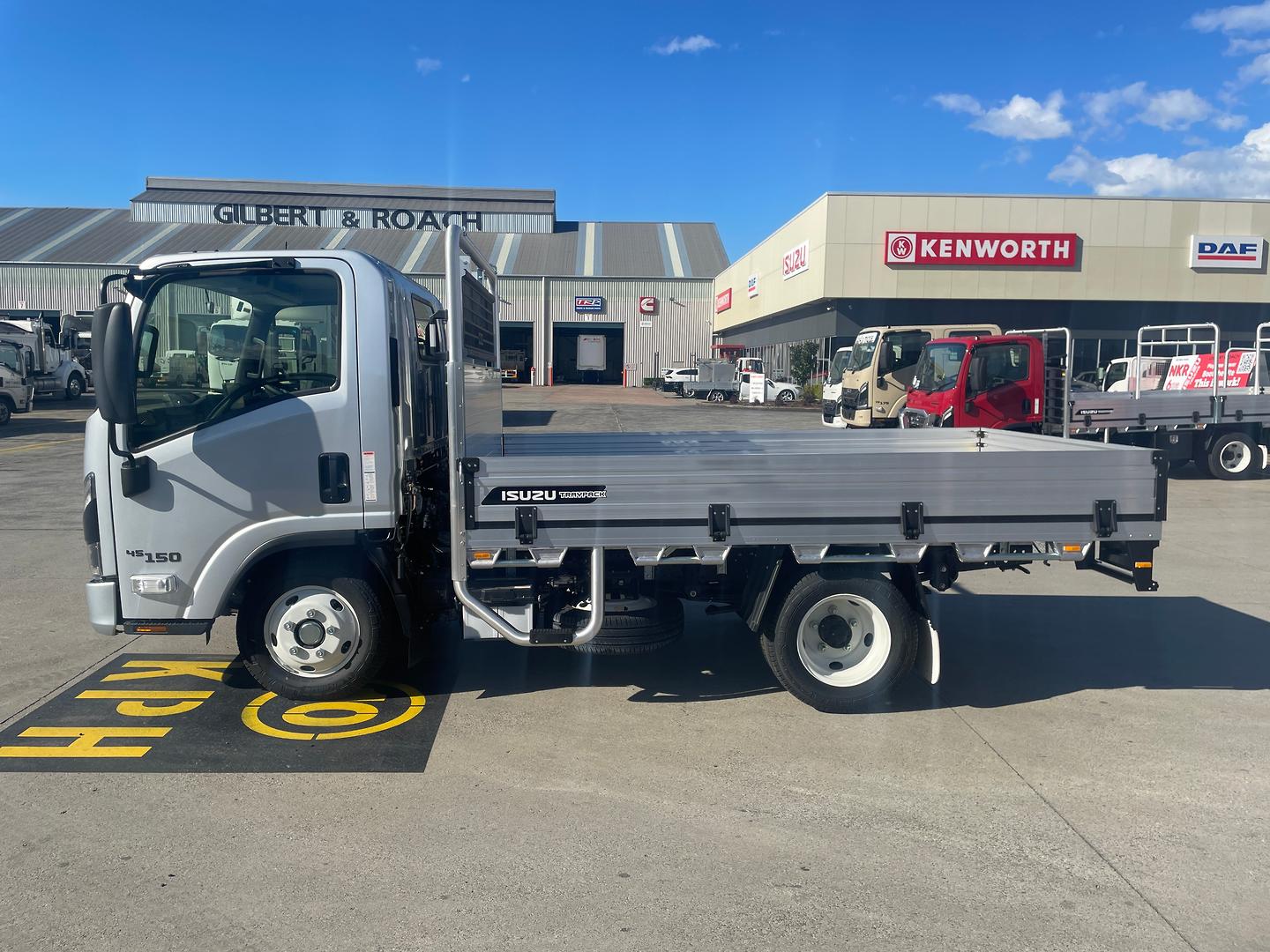 2026 Isuzu N Series NLR 45-150 DT D25 Traypack Factory Tray image 4