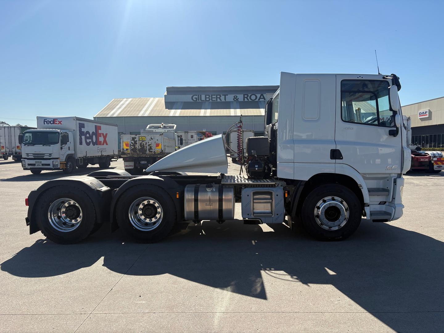 2026 Kenworth T909 image 4