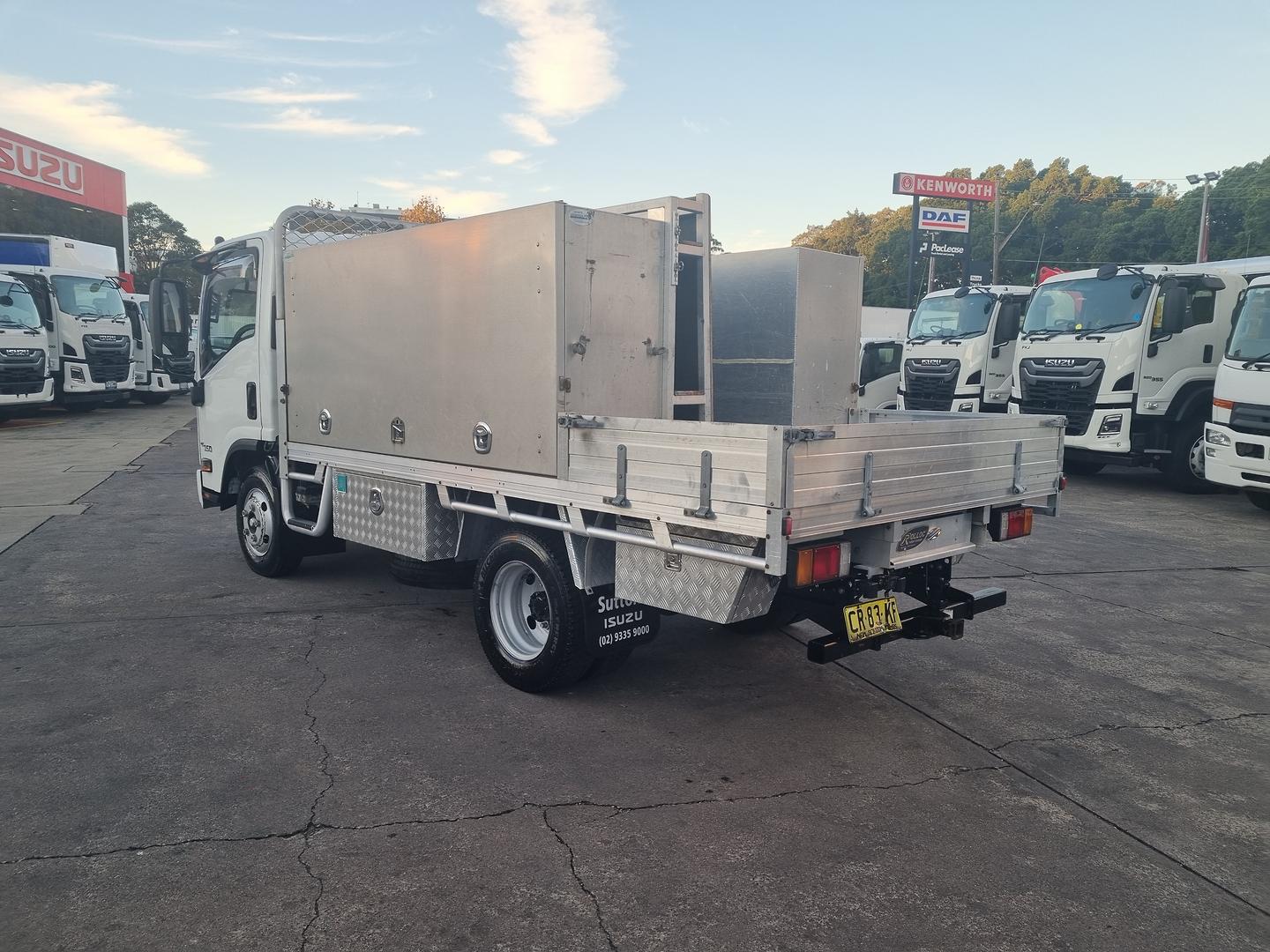 2018 Isuzu N Series NNR 45-150 image 8