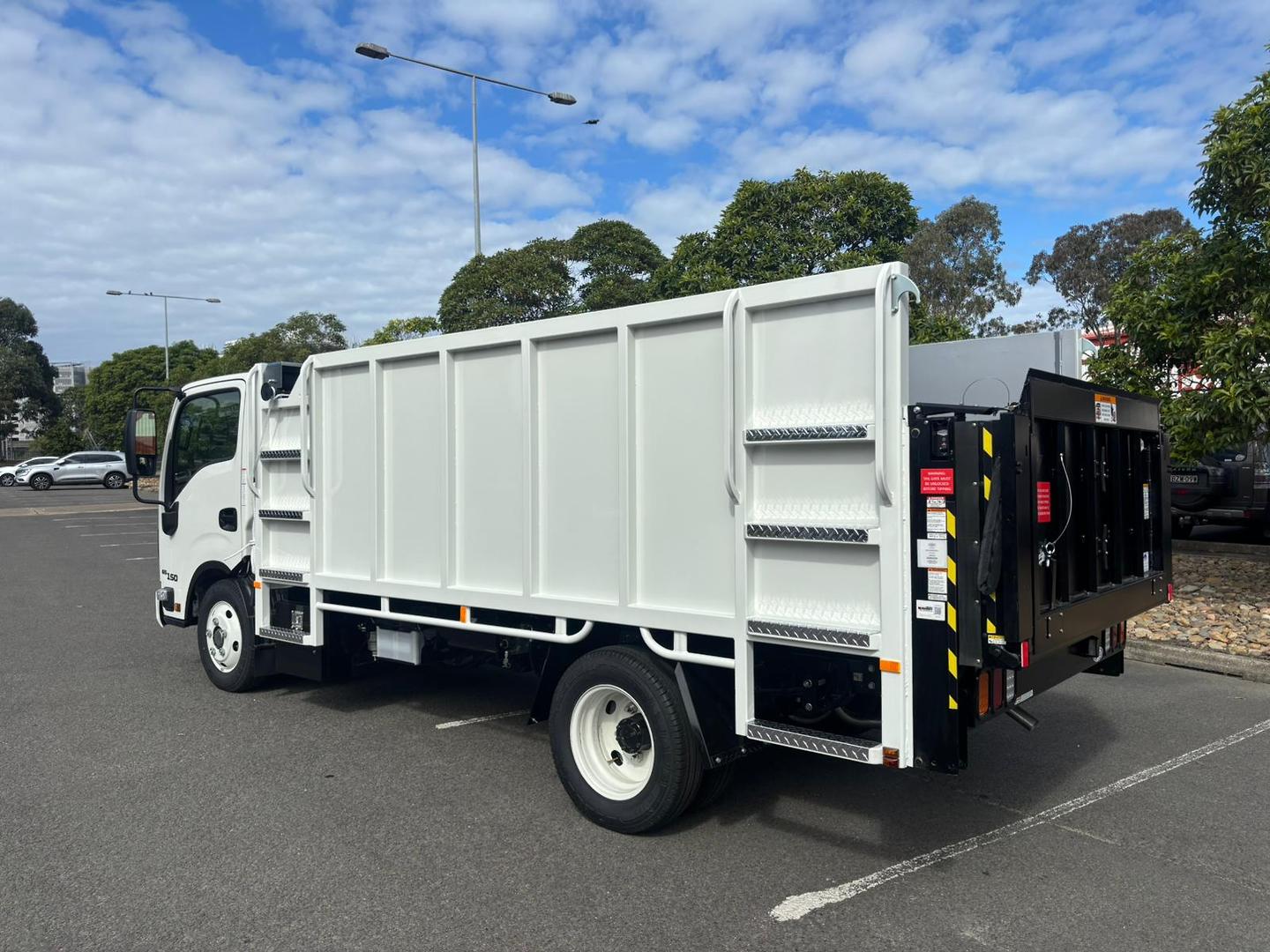 2025 Isuzu N Series NKR 65/45-150 DT D34 image 12