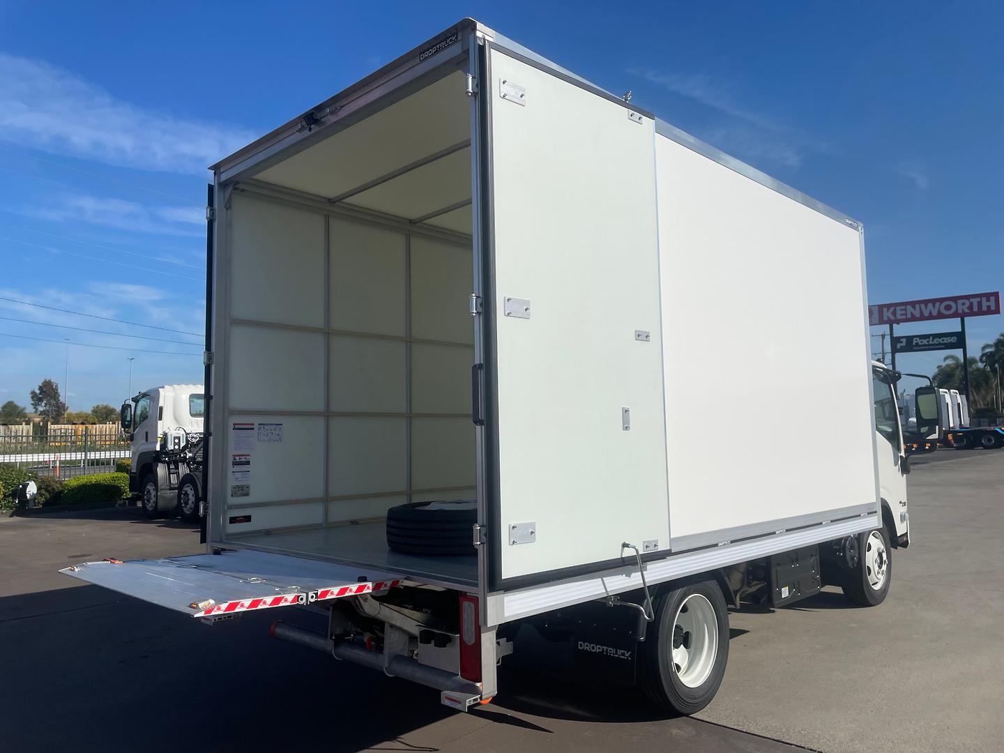 2025 Isuzu NQR 88/80-190 AM NQR 88/80-190 AM D34 PanTech image 11