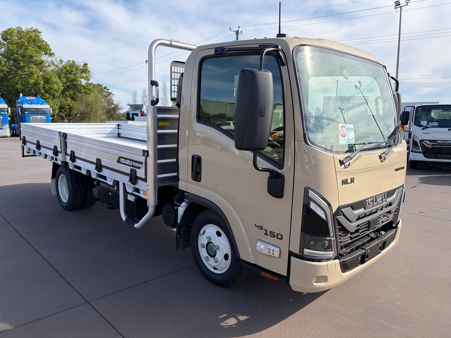 2026 Isuzu N Series NLR 45-150 DT D34 Traypack Factory Traypack in Sahara Beige image 3