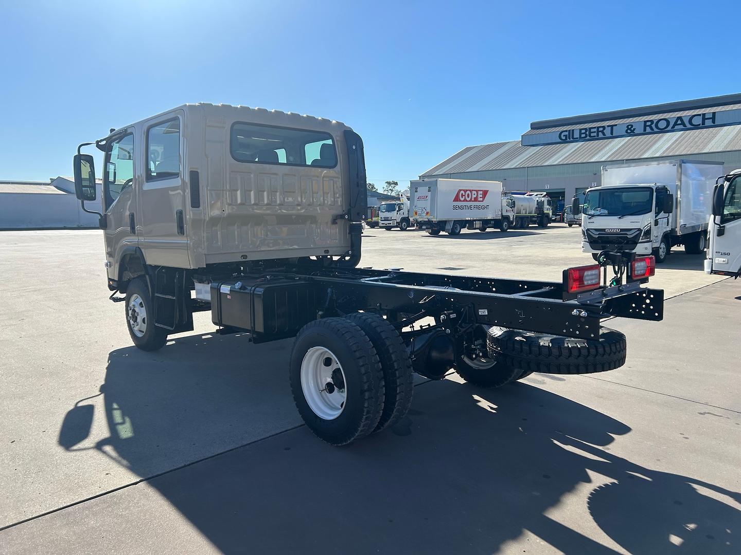 2026 Isuzu N Series NPS 75-175 MT C34 image 3