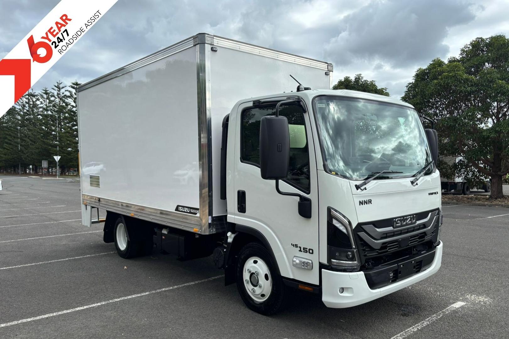 2025 Isuzu N Series NNR 45-150 Vanpack