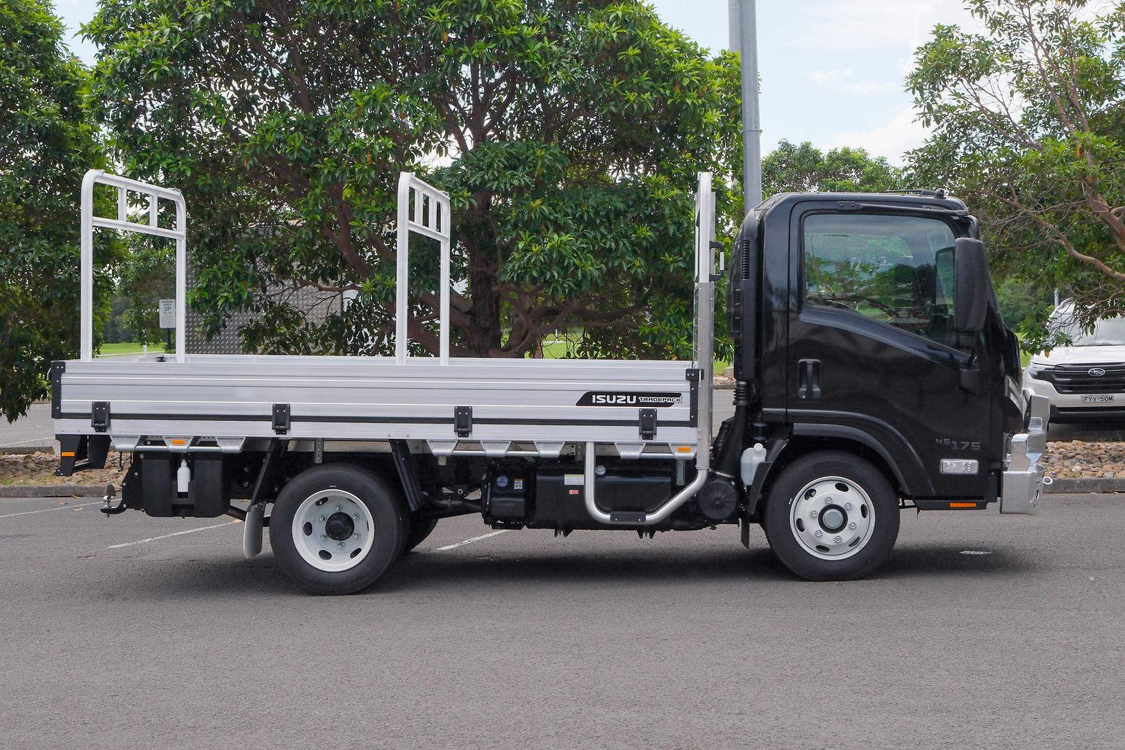 2025 Isuzu N Series NPR 45/65-175 DT D28 Tradepack image 3
