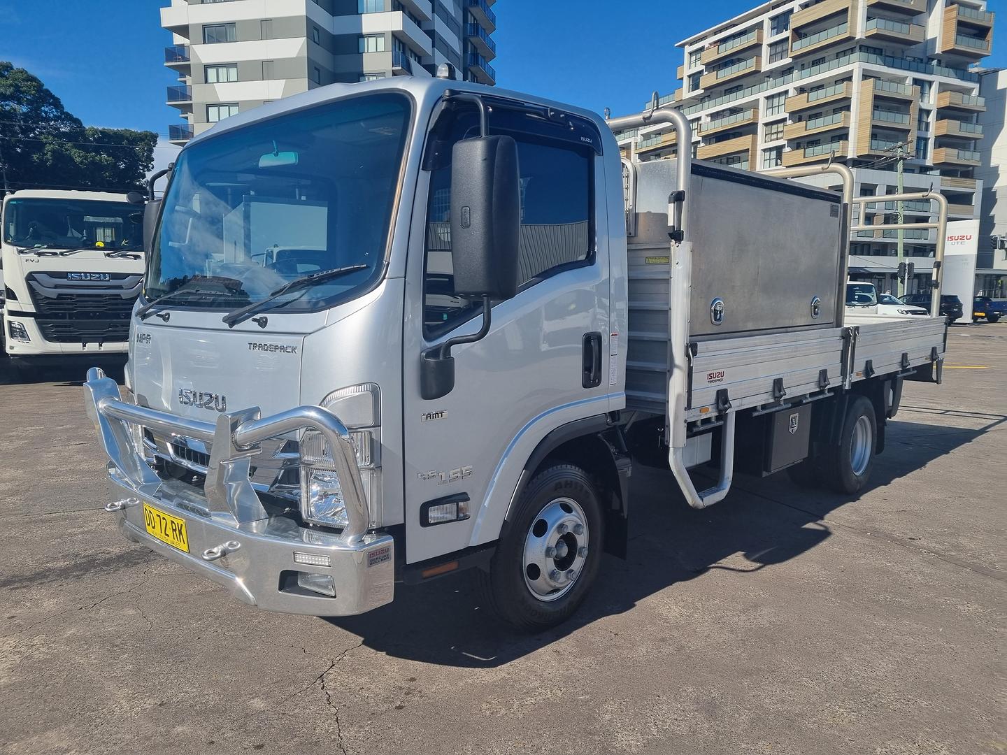 2022 Isuzu N Series NPR 45/55-155 Tradepack image 3