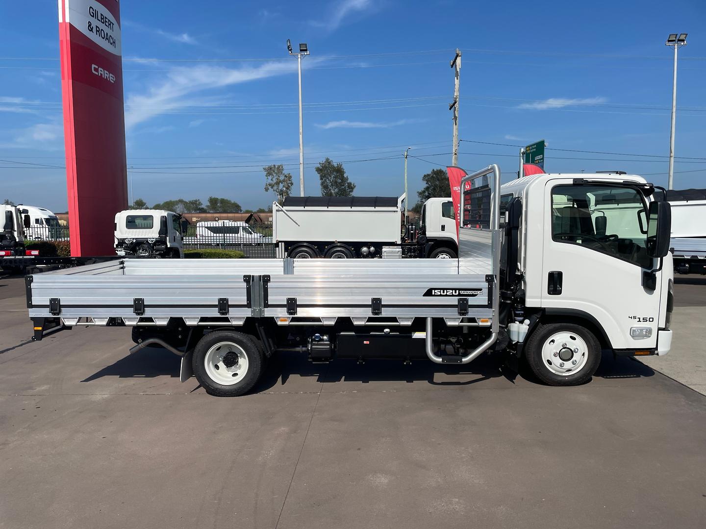 2026 Isuzu N Series NLR 45-150 MT D34 Traypack image 9