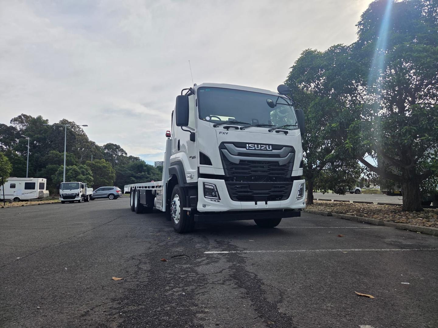2025 Isuzu F Series FXY 260-355 AT R63 image 11